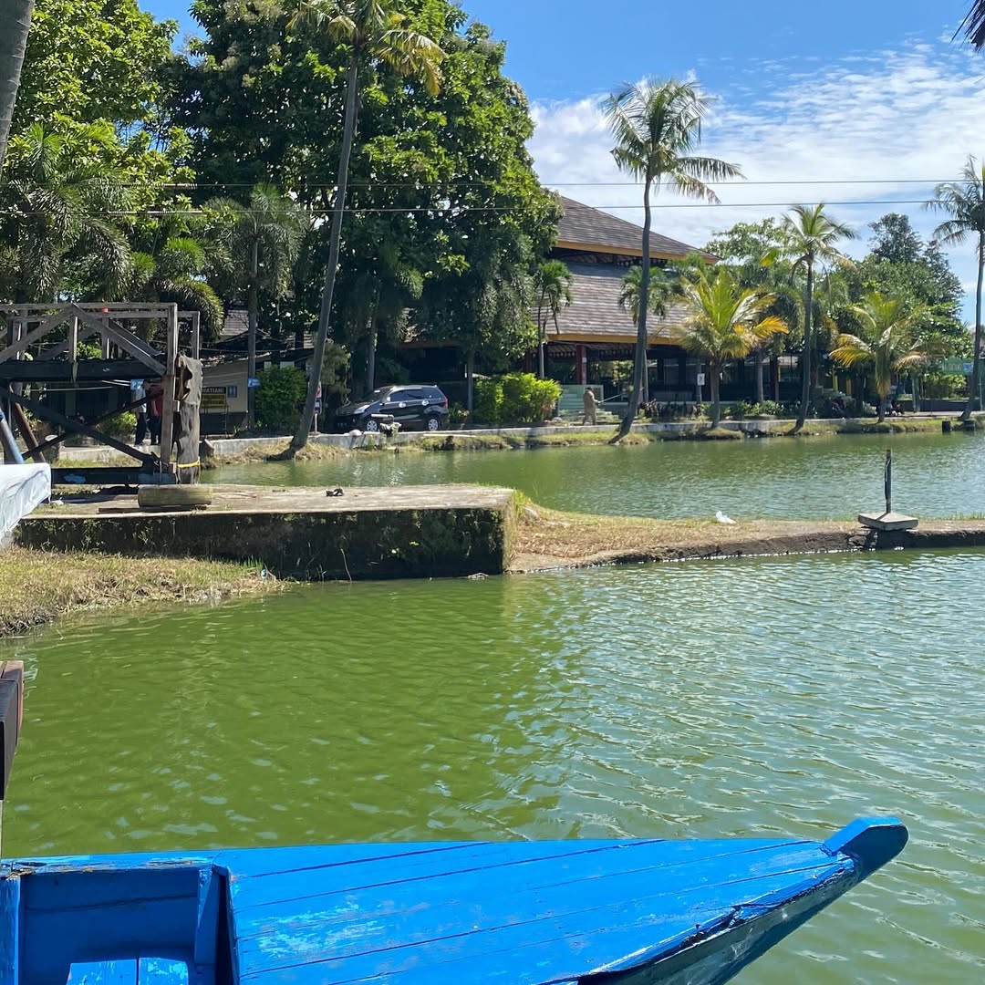 Di Kampung Batu Malakasari