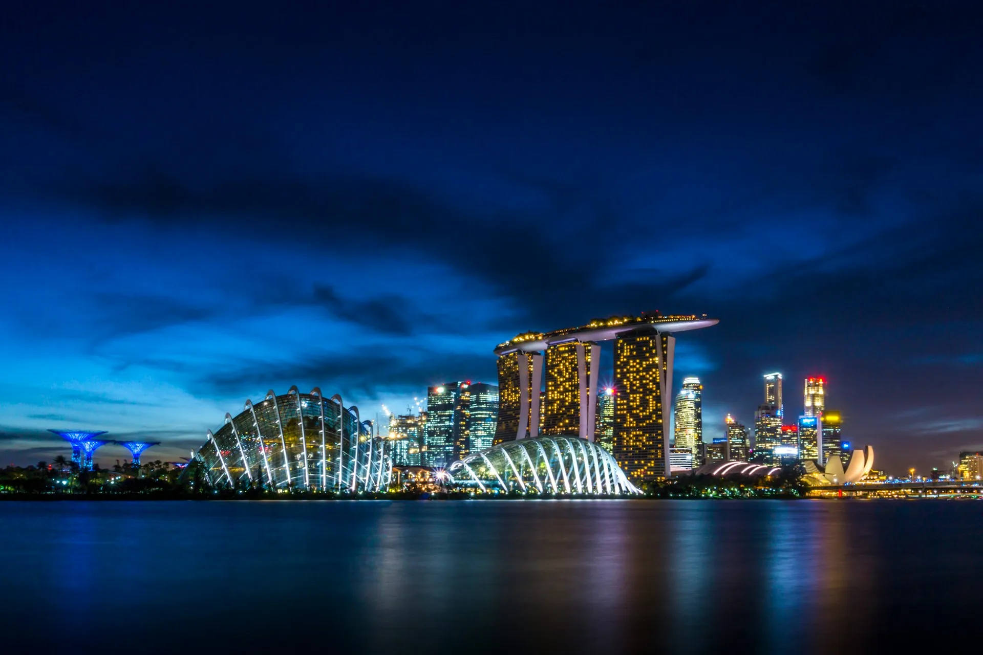 tempat belanja wajib di singapura