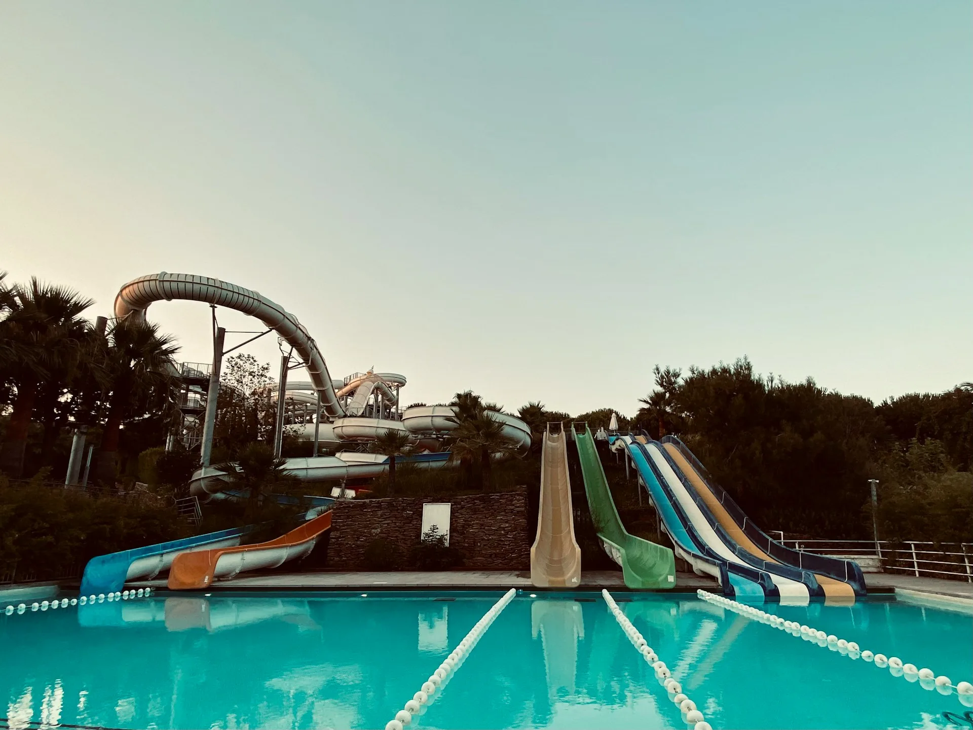 waterpark terbesar di indonesia