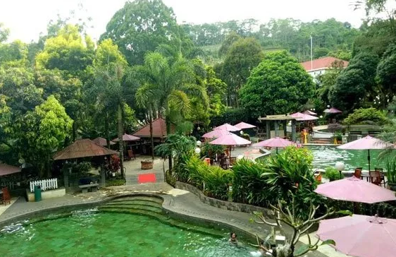 Gracia Spa Resort - Pemandian Air Panas di Bandung