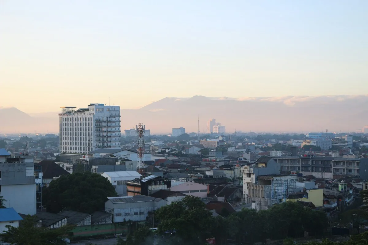 pemandangan kota bandung, tempat wisata bandung dekat stasiun