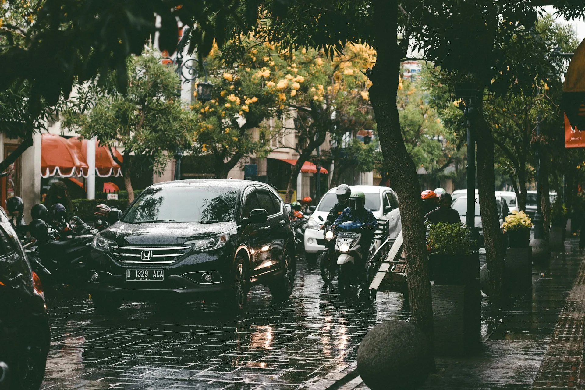 wisata terdekat stasiun bandung