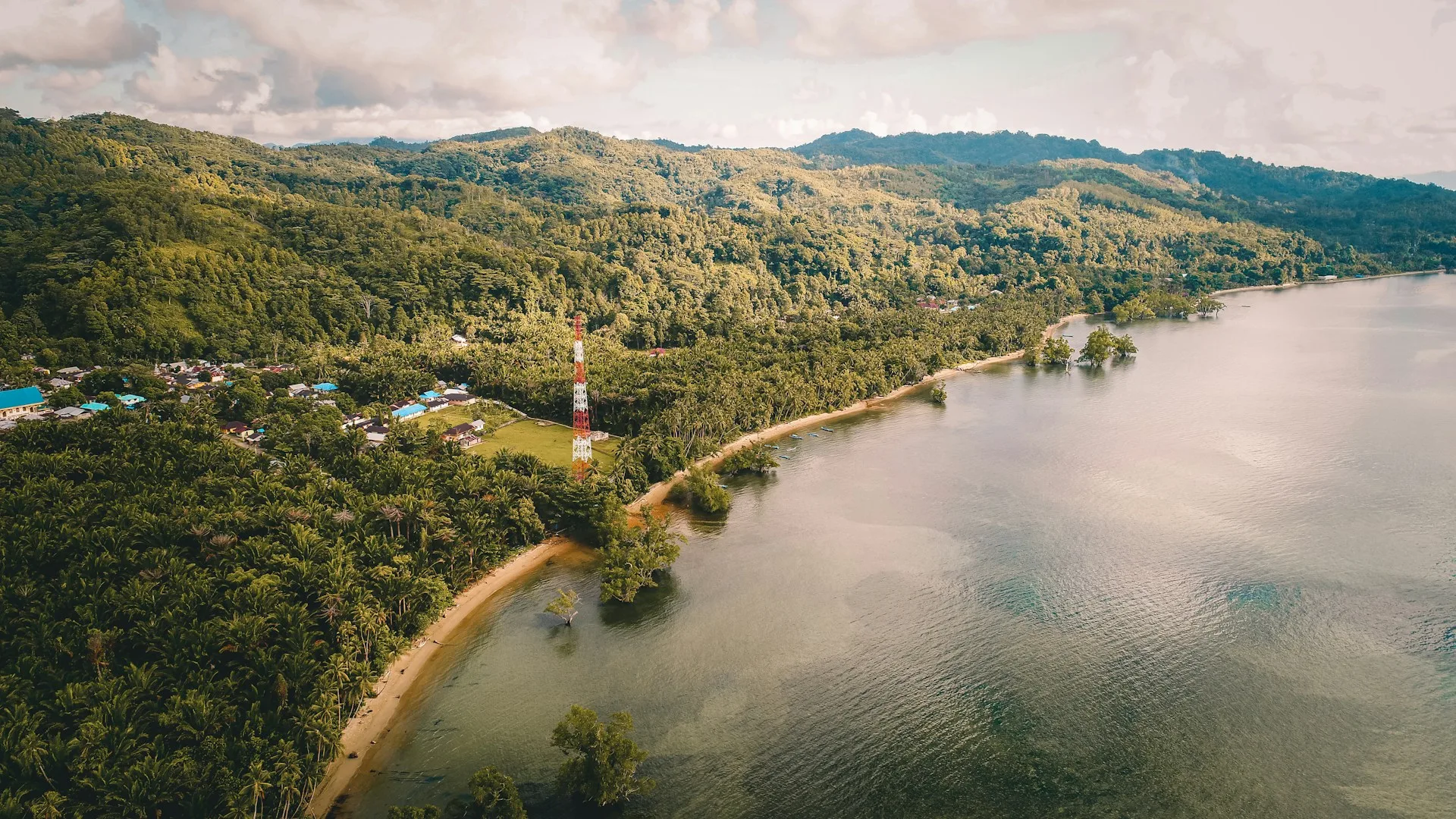 indahnya kepulauan maluku