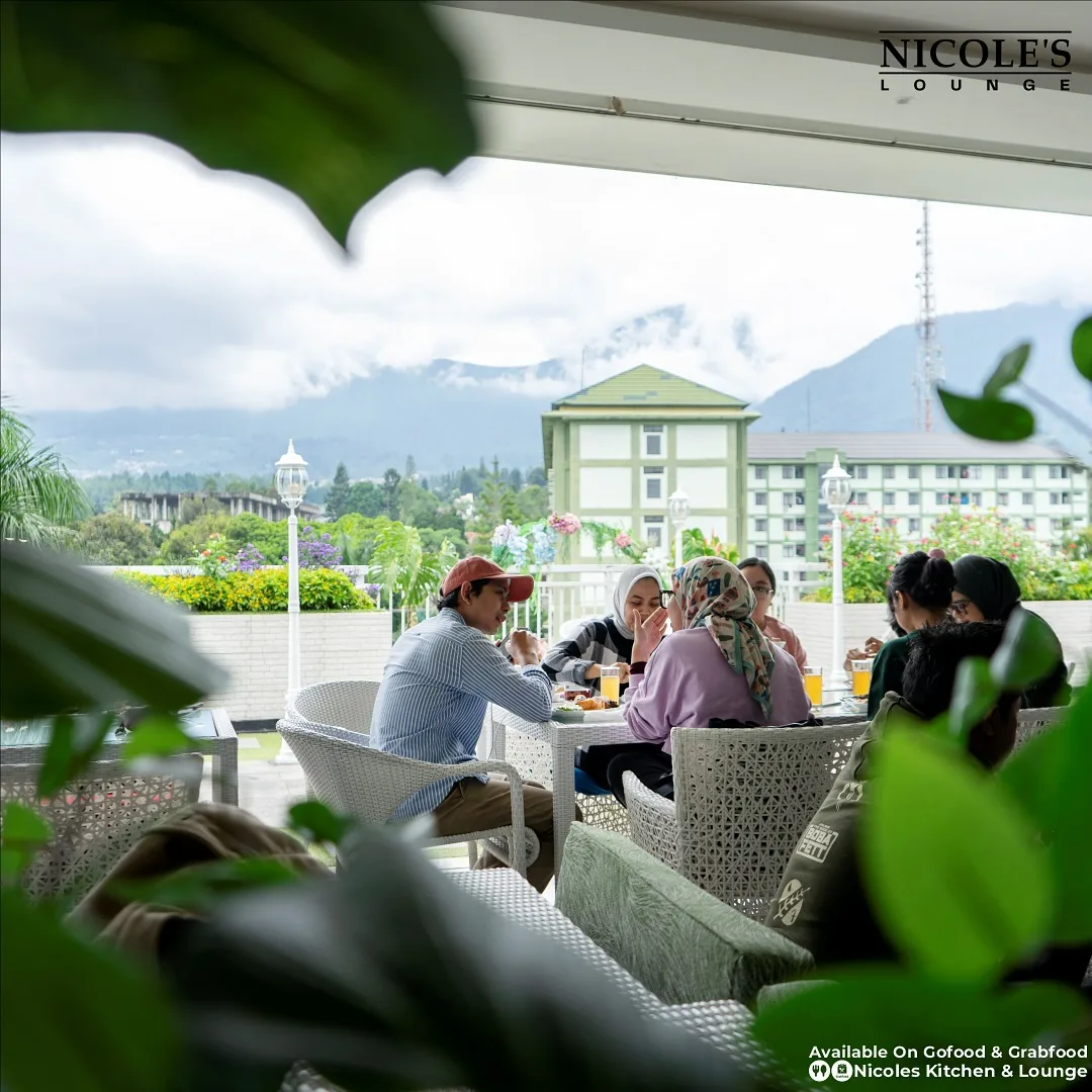 Nicole’s Kitchen & Lounge