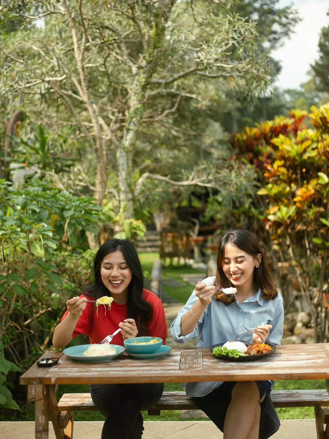 Pandang Lepas Coffee & Eatery