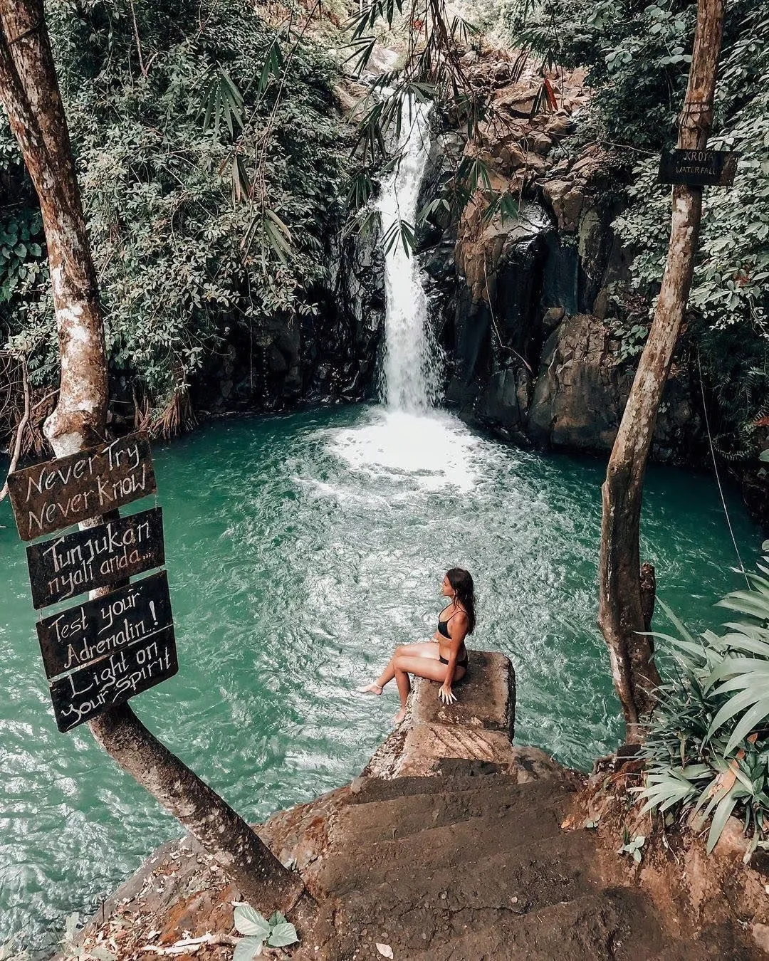 air terjun aling-aling bali