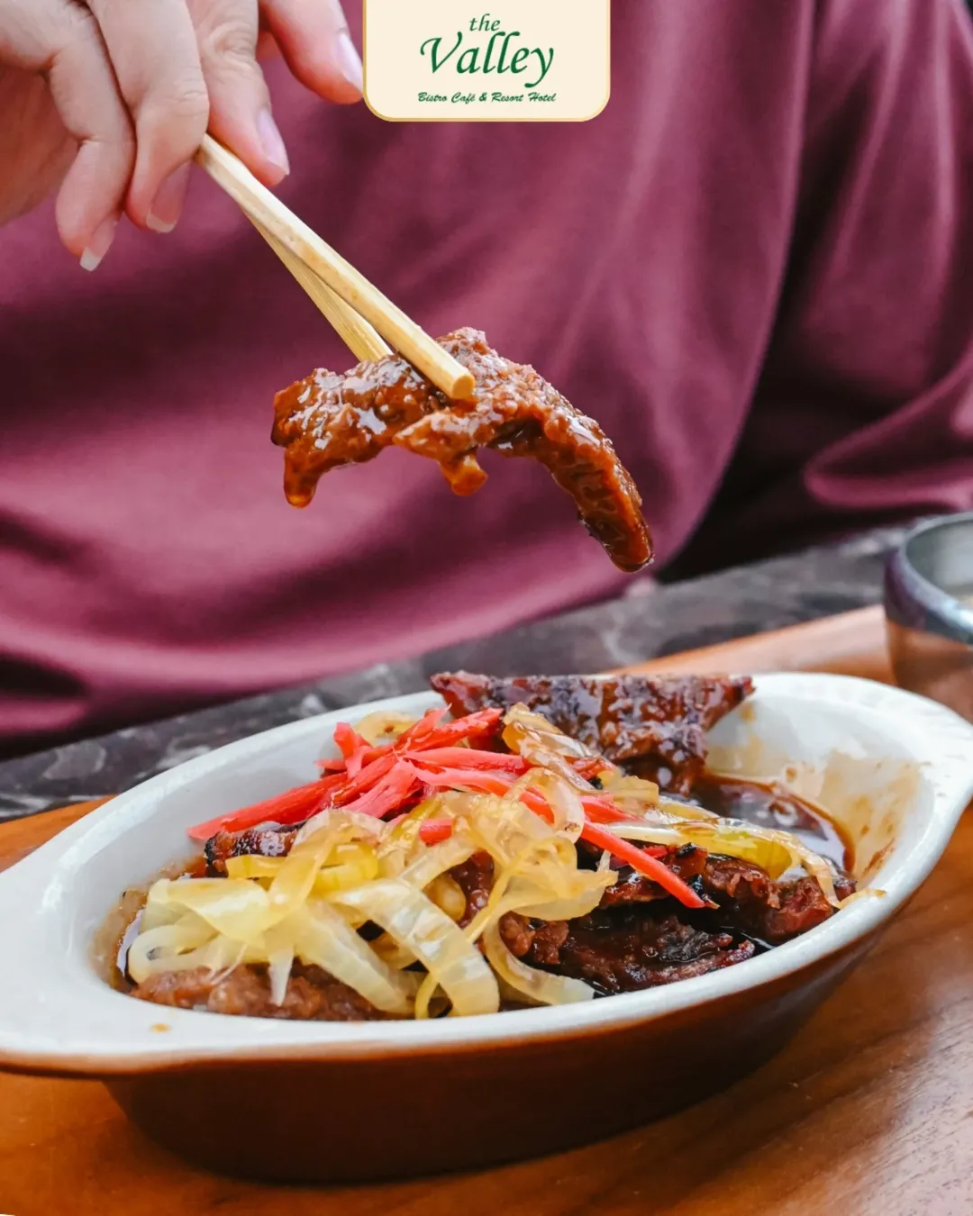 The Valley Bistro Cafe, tempat bukber di bandung