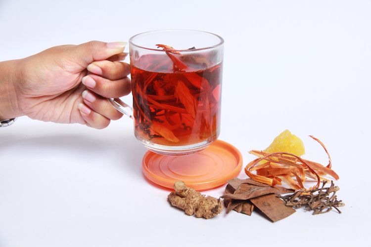 Wedang uwuh rekomendasi minuman hangat