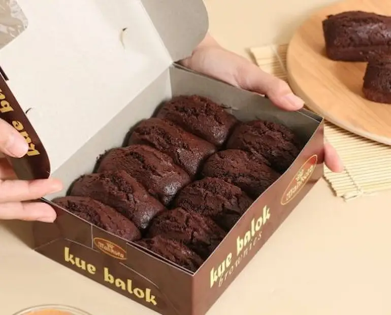kue balok brownies mahkota merupakan oleh oleh makanan khas bandung