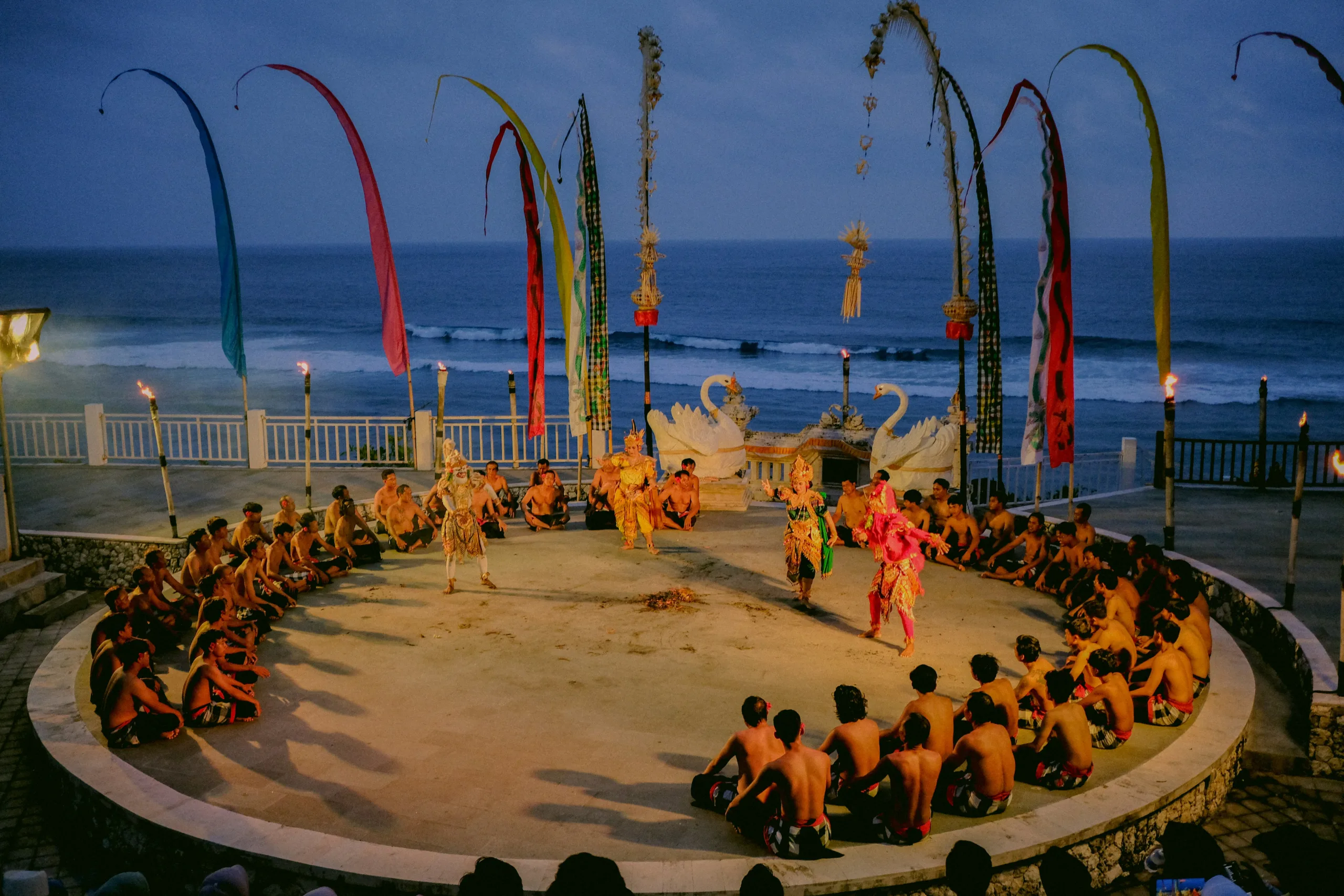 tempat nonton tari kecak bali