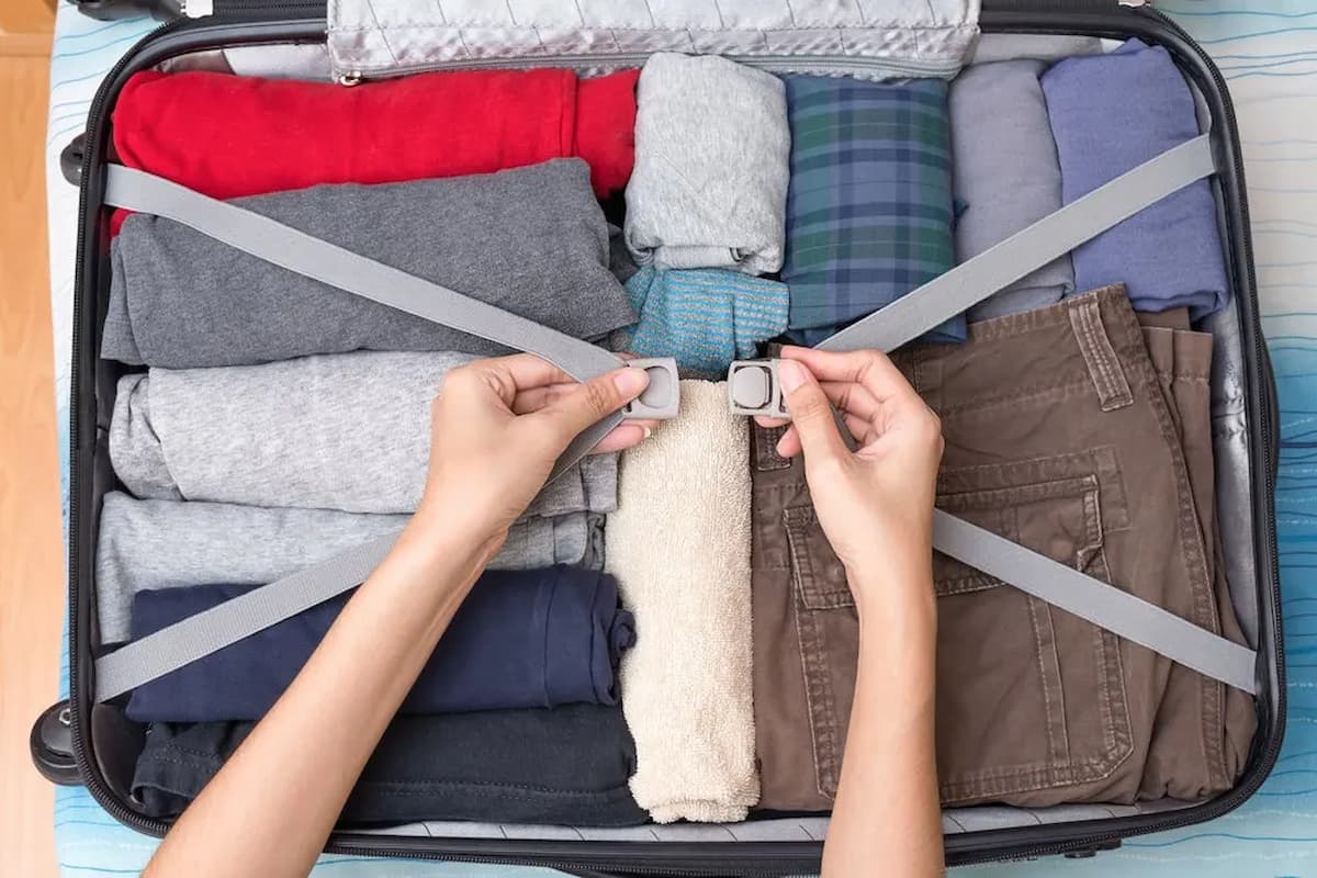 Cara Packing Baju di Koper