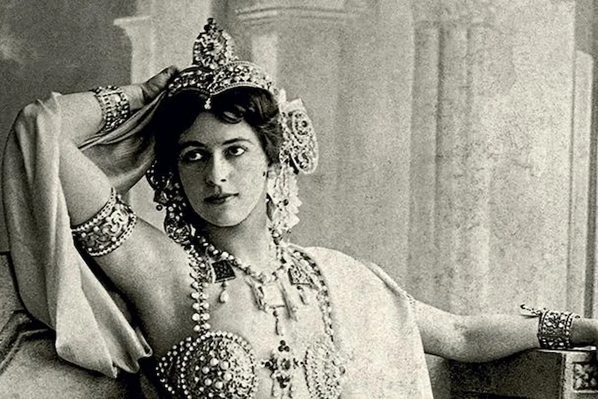 Penari Legendaris, Mata Hari