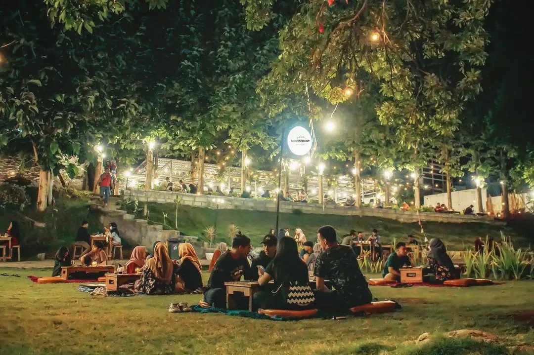 tempat makan di malang dengan view bagus