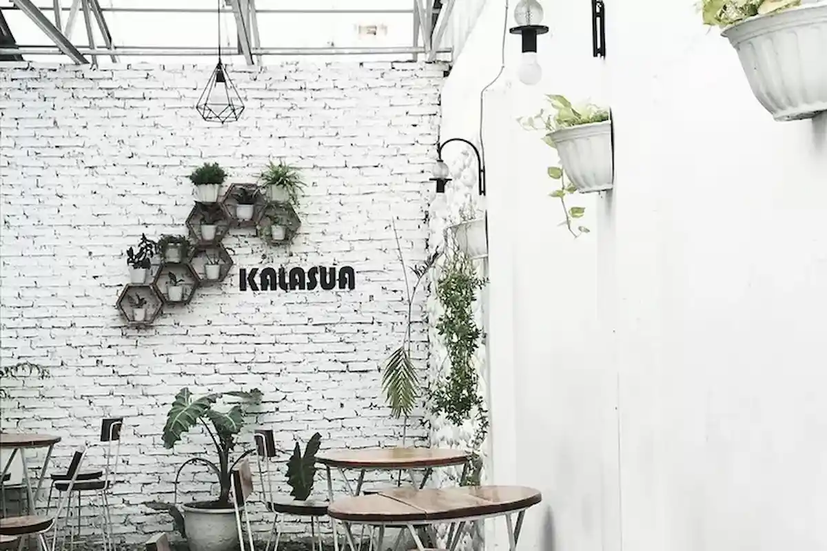 Kalasua Coffee & Eatery