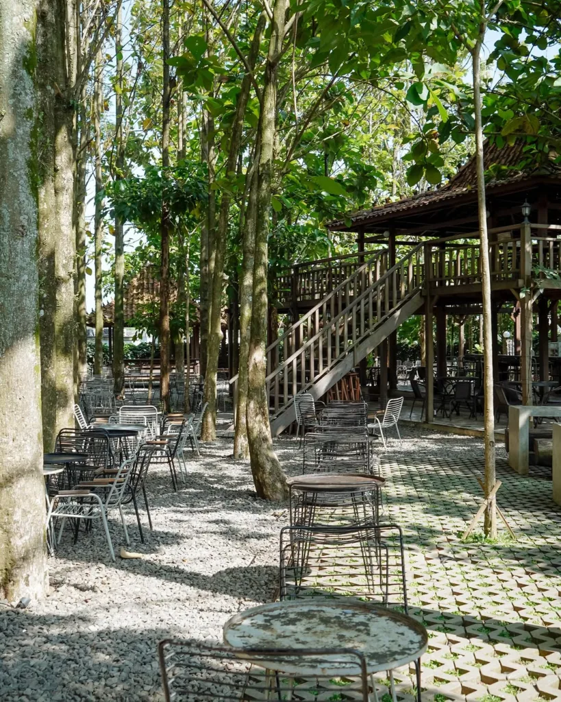 Kopi Nako Kebon Jati cafe di Bogor