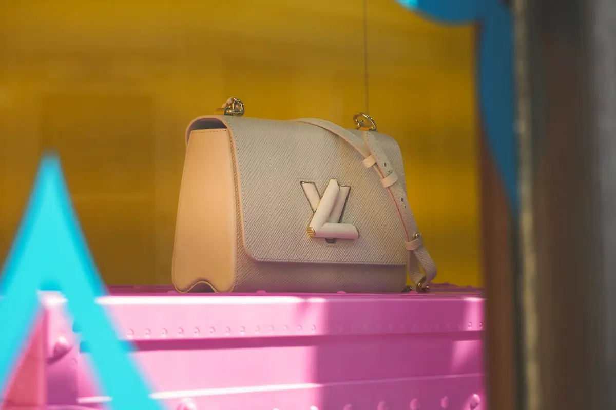 LV Brand Terkenal di Dunia