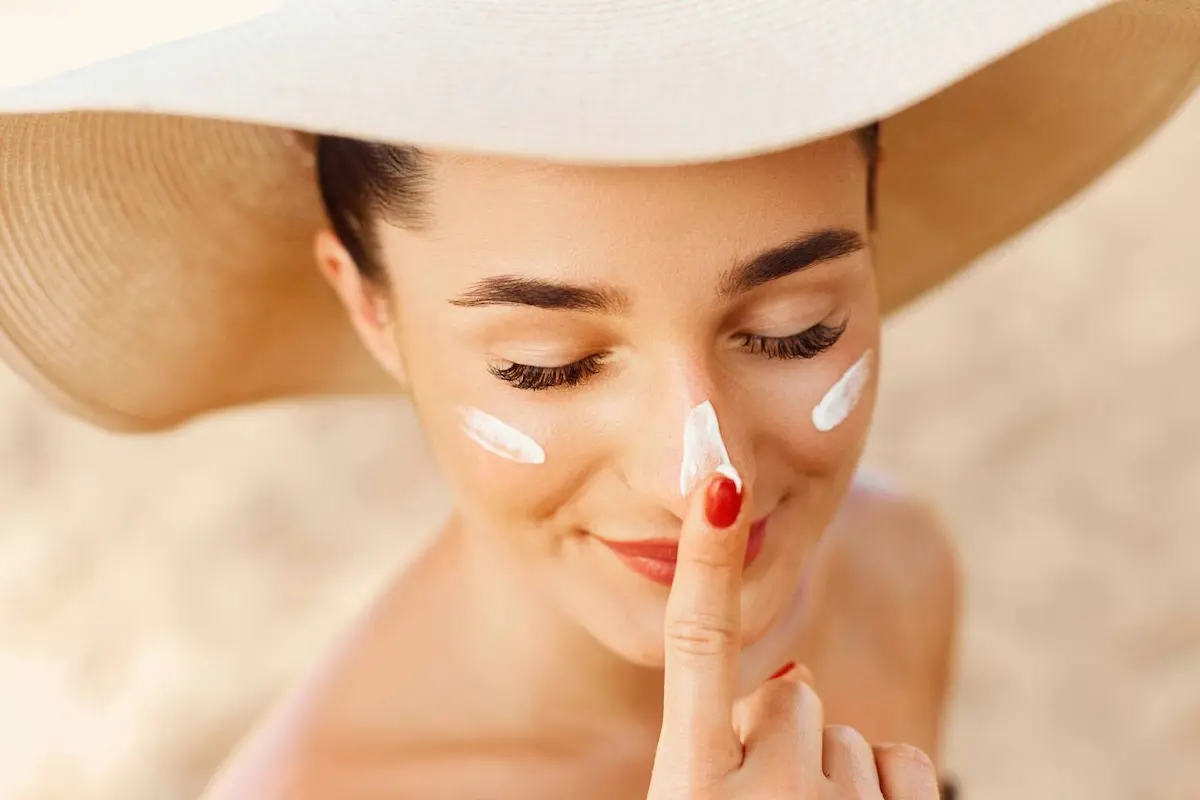 Mengapa Sunscreen dan Sunblock Diperlukan