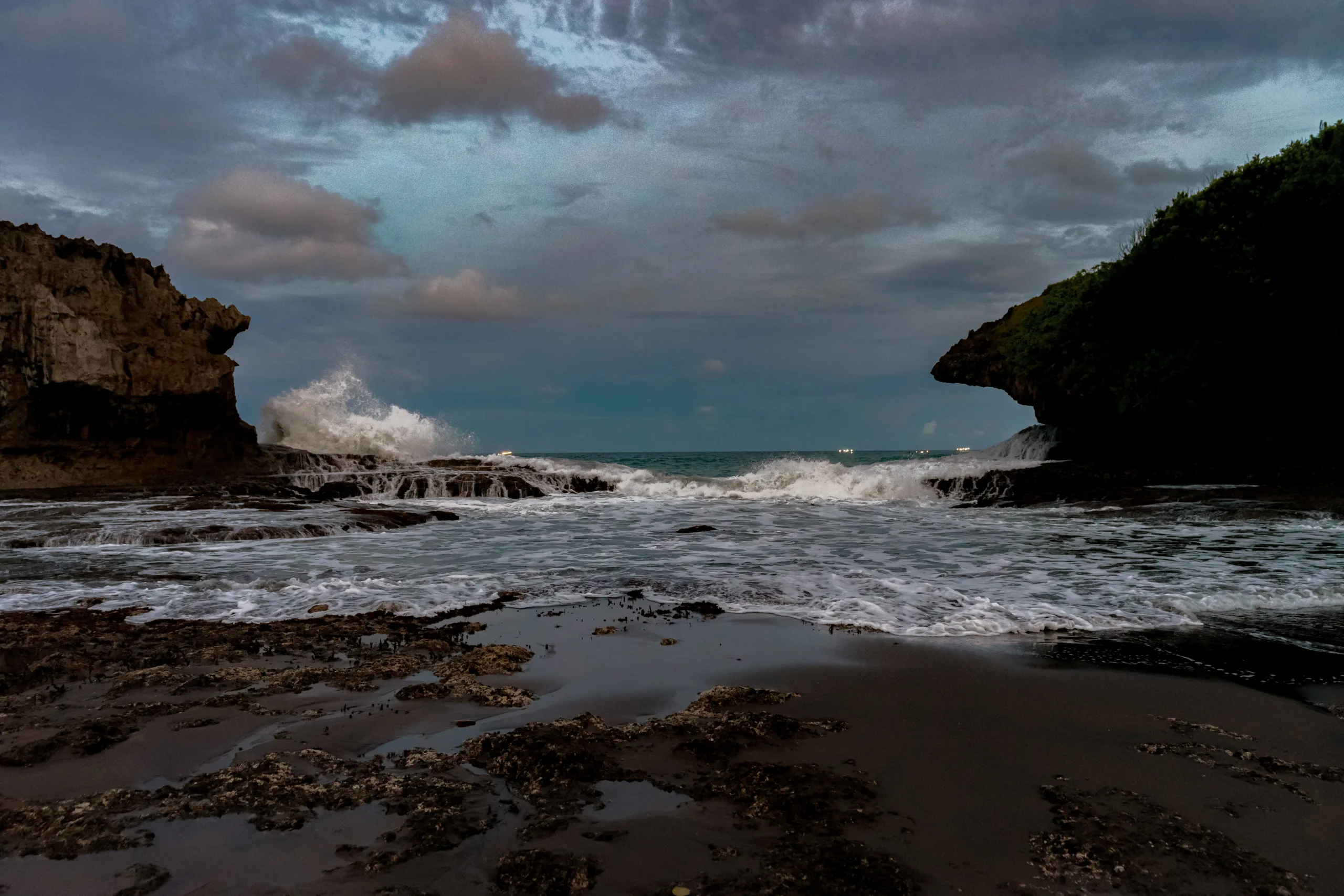 tempat wisata madasari pangandaran