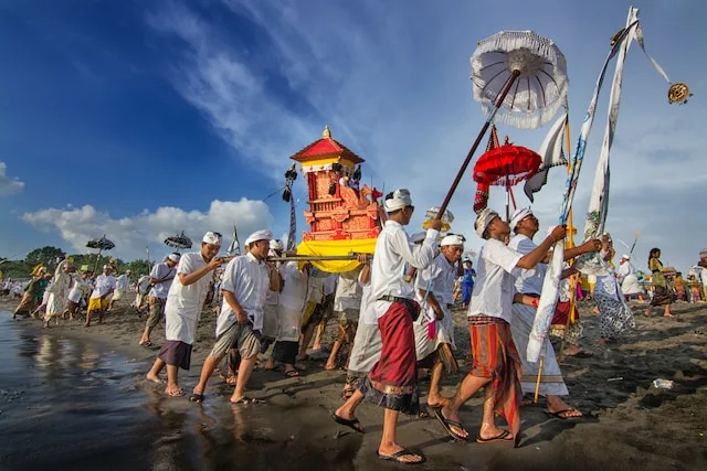 Melasti ceremony at a beach in lombok - best time to visit lombok