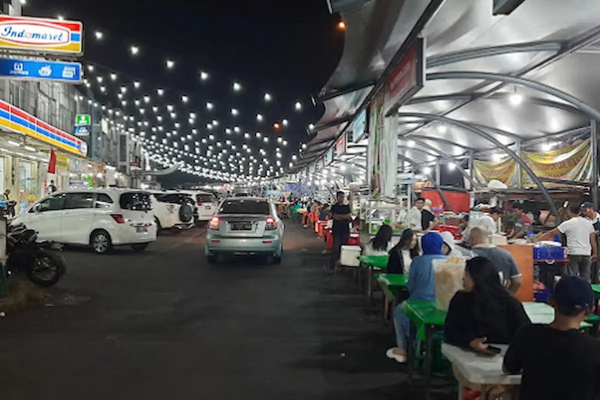 Kuliner Malam Fresh Market Kota Wisata Cibubur