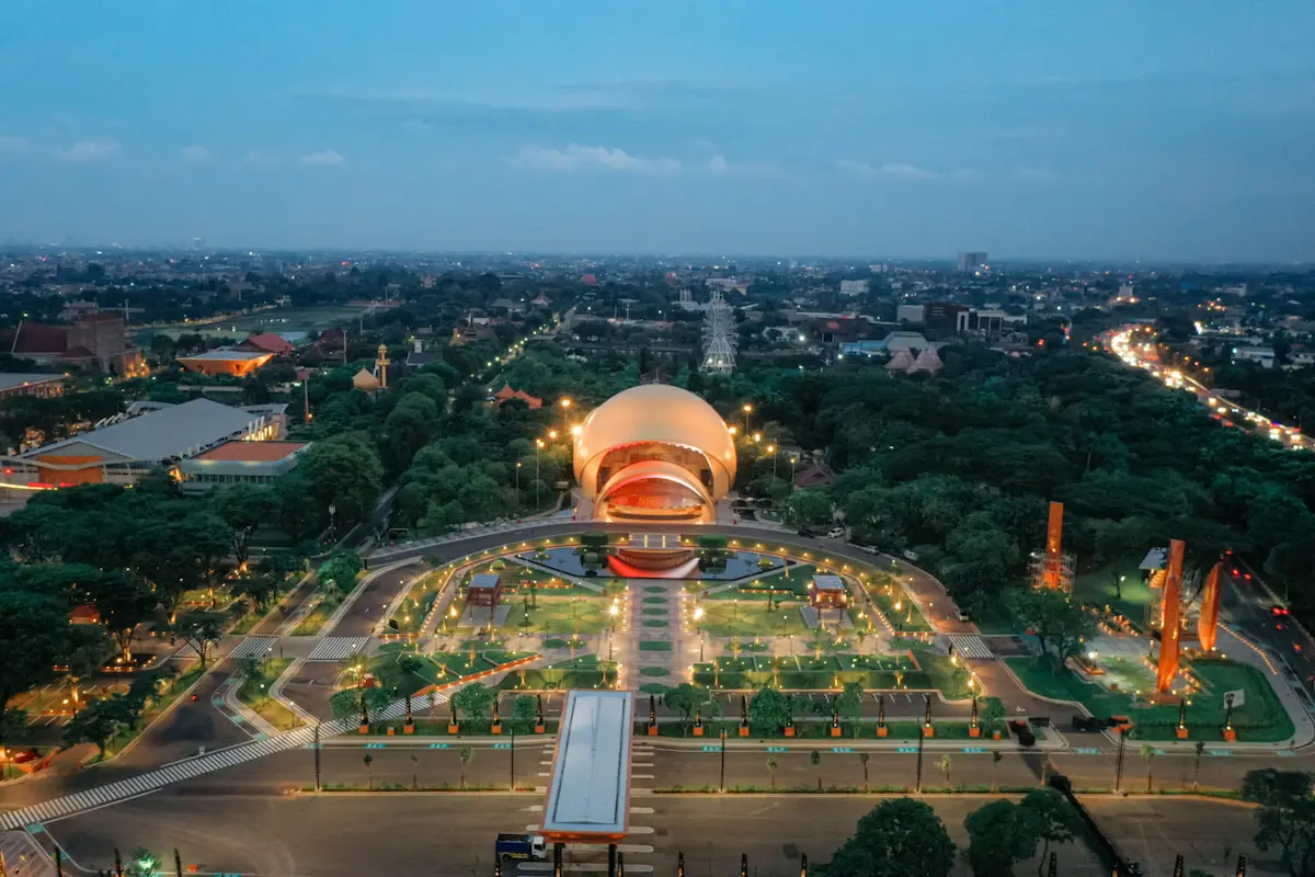 Taman Mini Indonesia Indah (TMII)