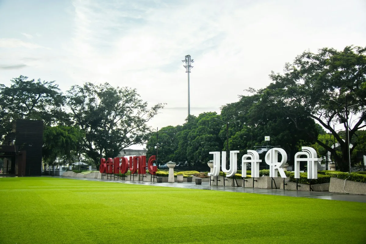 alun-alun bandung, things to do in bandung