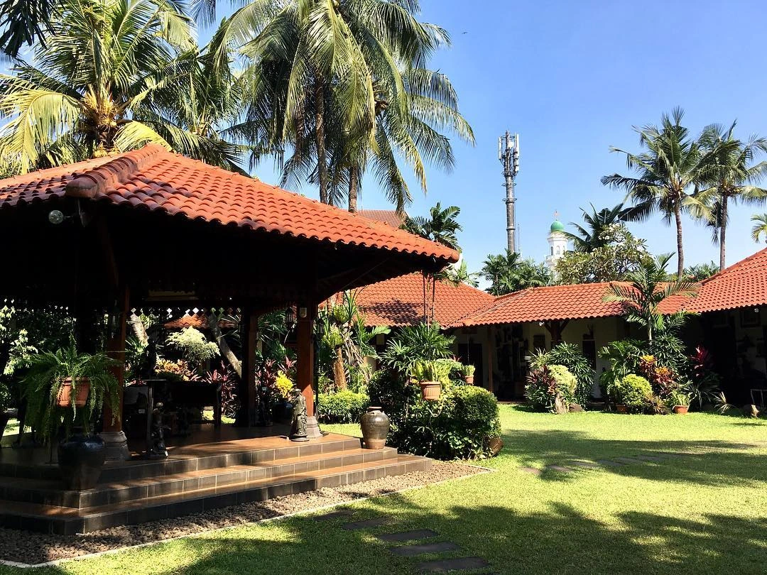 museum di tengah kebun