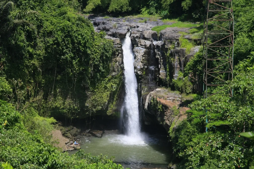 bali waterfall - air terjun - travel bali on a budget