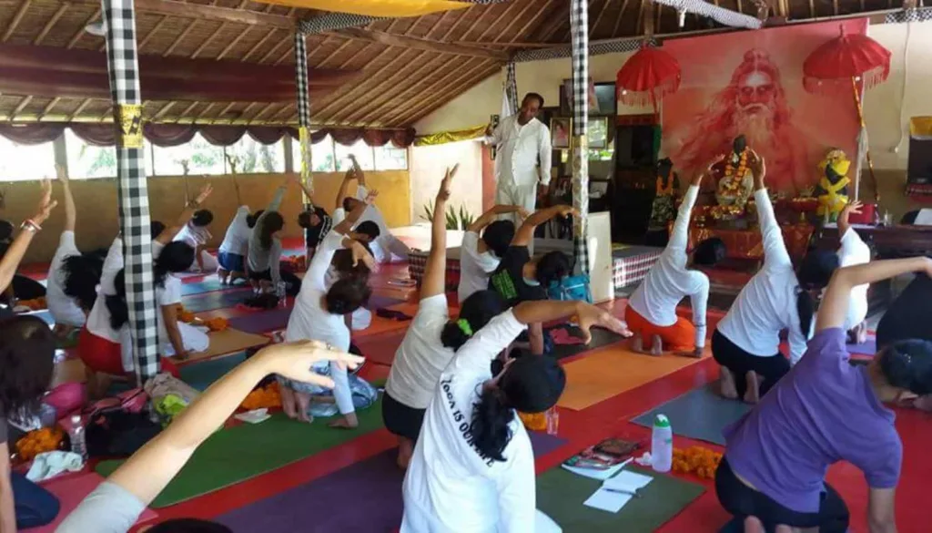 best yoga classes in ubud bali - de mantra
