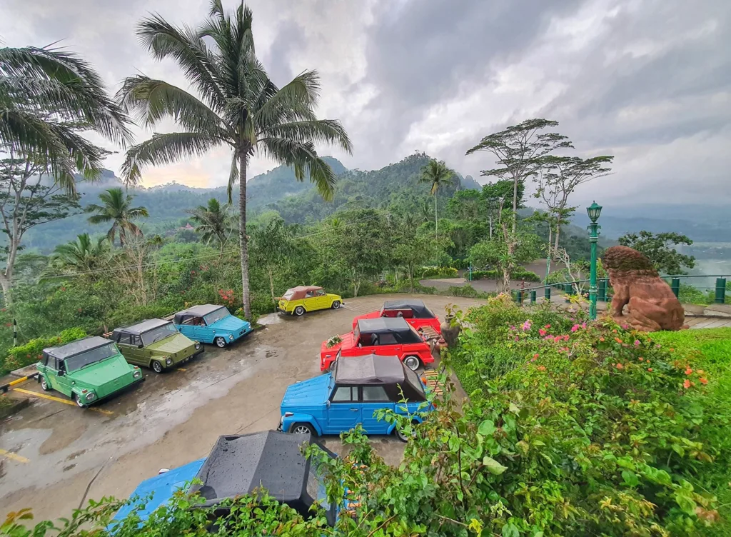outdoor activities in Indonesia - VW Safari