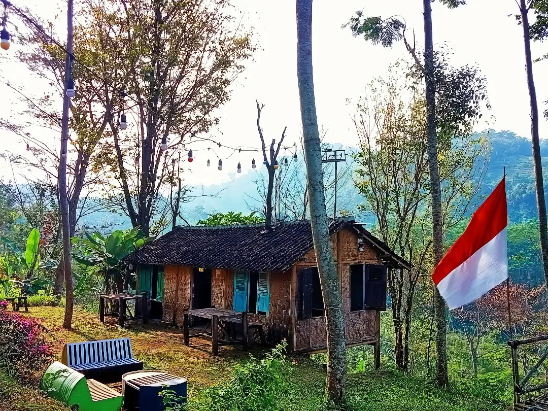 Pondok Wisata Latar Ombo, tempat gathering di batu malang