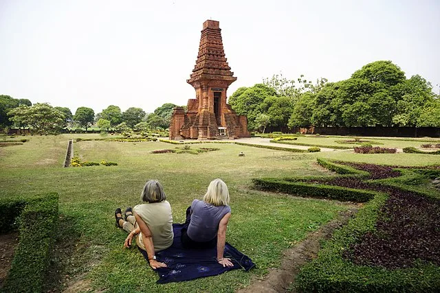 Candi Bajang Ratu Mojokerto