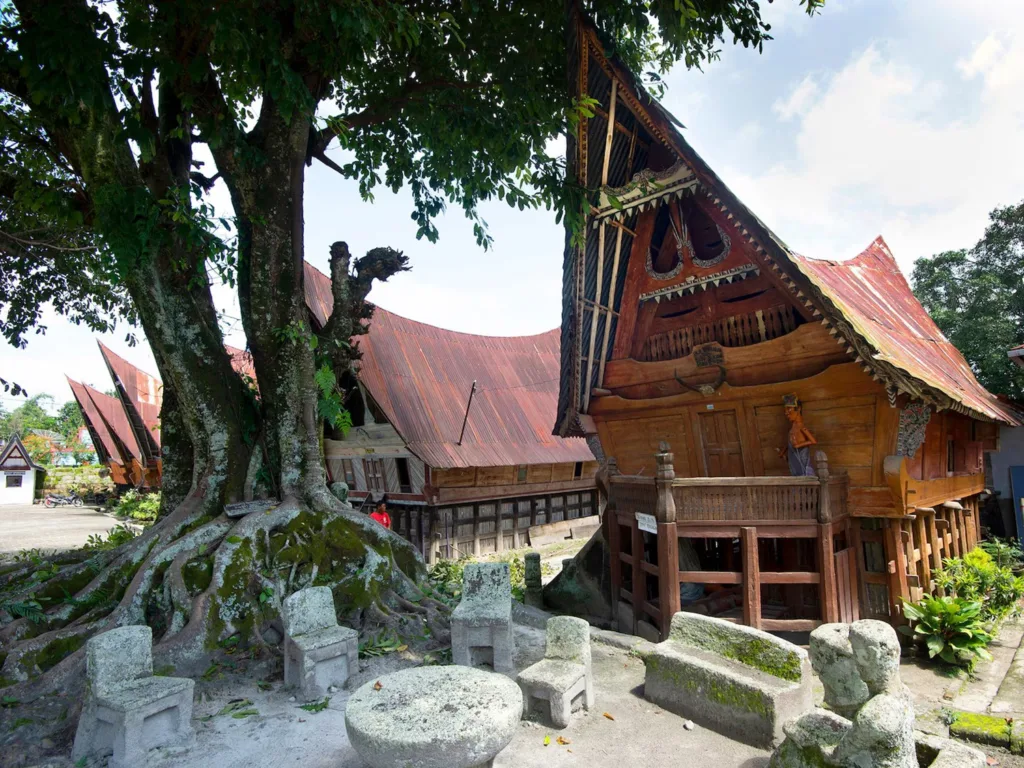 rumah suku sumatra utara