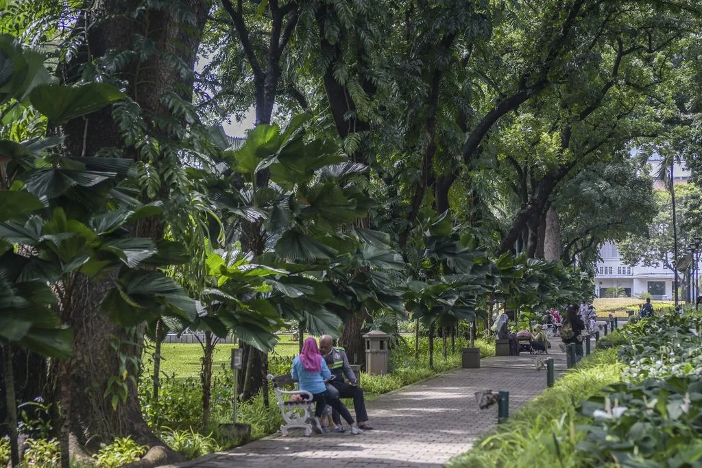 taman suropati - rekomendasi taman di Jakarta
