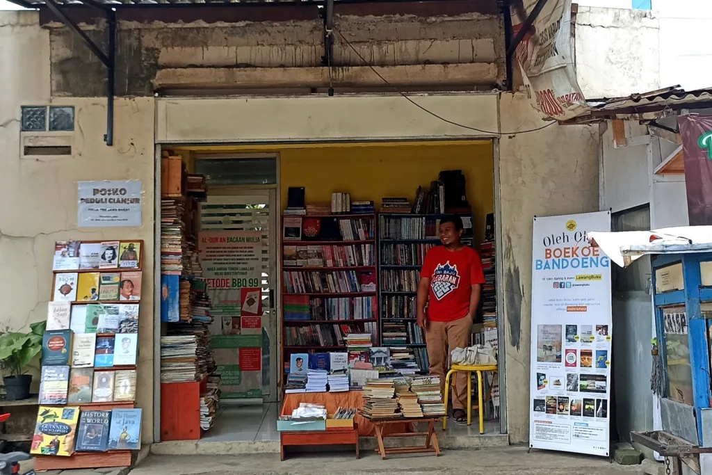 toko buku di bandung - lawang buku