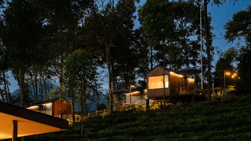 Bobocabin Dieng - glamping terbaik di Indonesia