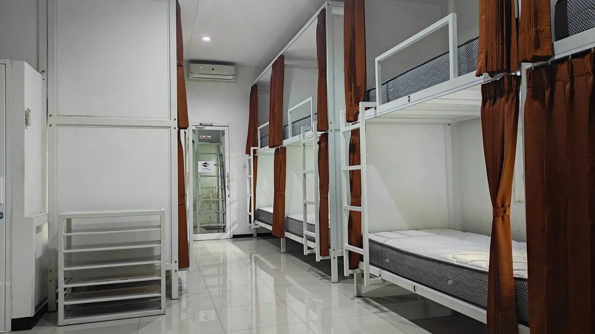 Huise Jon Hostel Malang