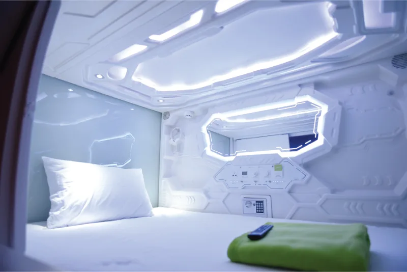 Whiz Capsule Hotel Thamrin, hotel kapsul stasiun gambir