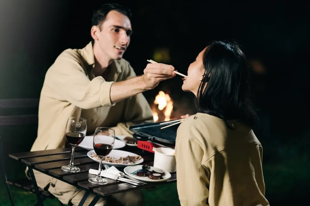 makan malam romantis di bobocabin ubud