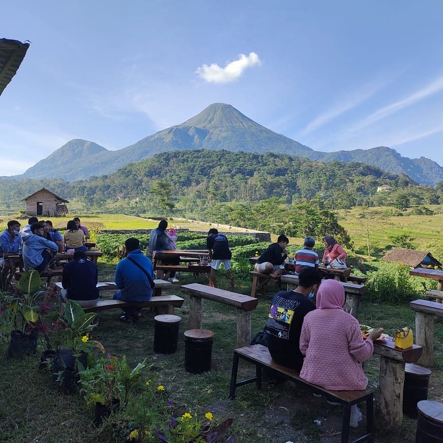 cafe sabin - Cafe Mojokerto View Gunung