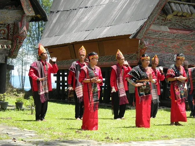 tari tor tor berasal dari medan