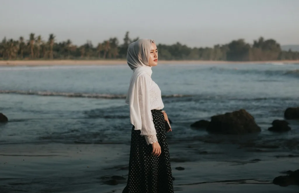 style ootd hijab liburan ke bali