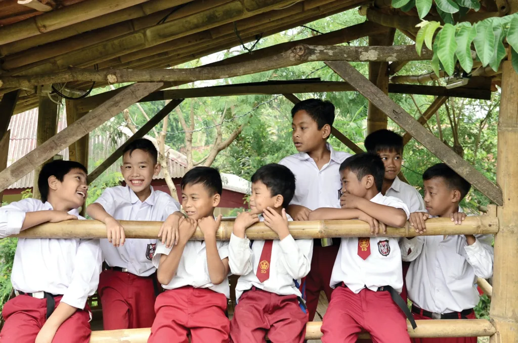 tujuan dan manfaat outing class untuk siswa SD