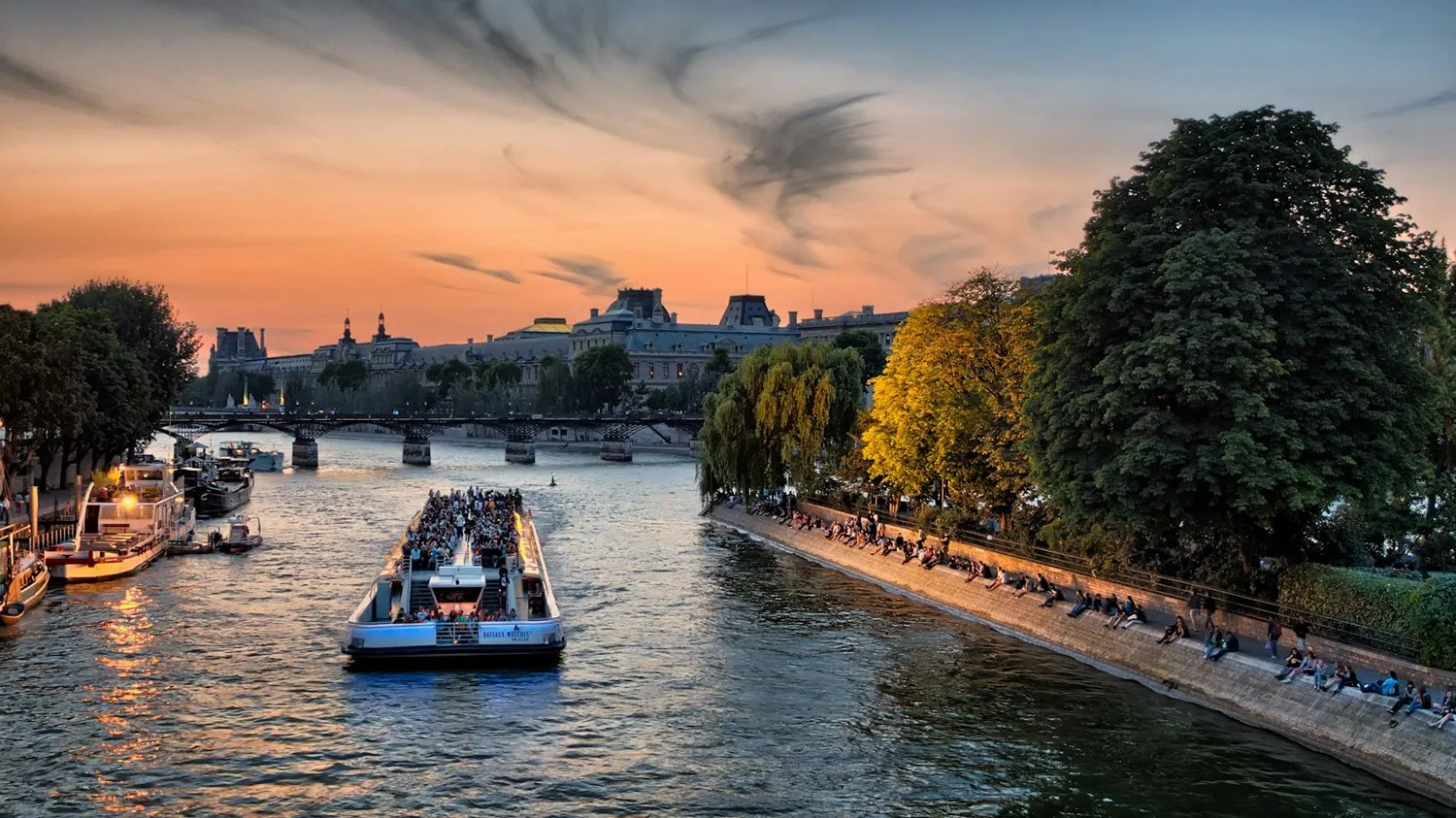 Negara Tempat Bulan Madu - paris