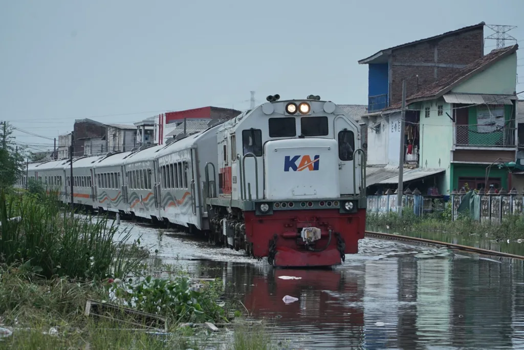 kereta semarang - cara naik kereta dari Jakarta ke Semarang