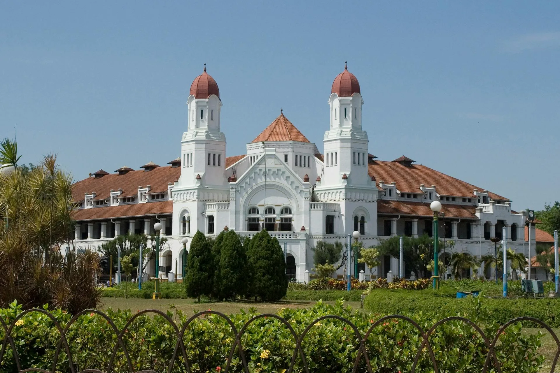 lawang sewu semarang