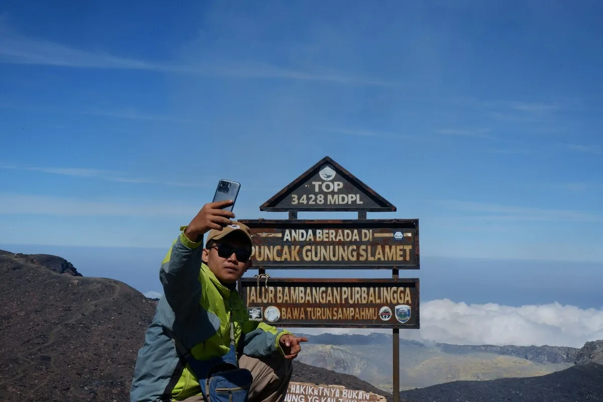 gunung slamet, gunung tertinggi di indonesia