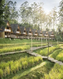 liburan keluarga di bandung, dusun bambu