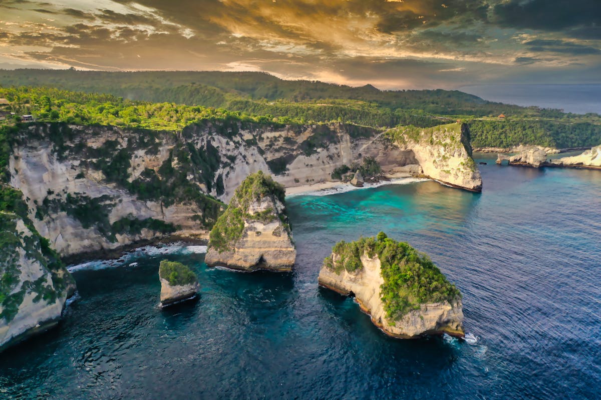 pulau bali, zona waktu indonesia