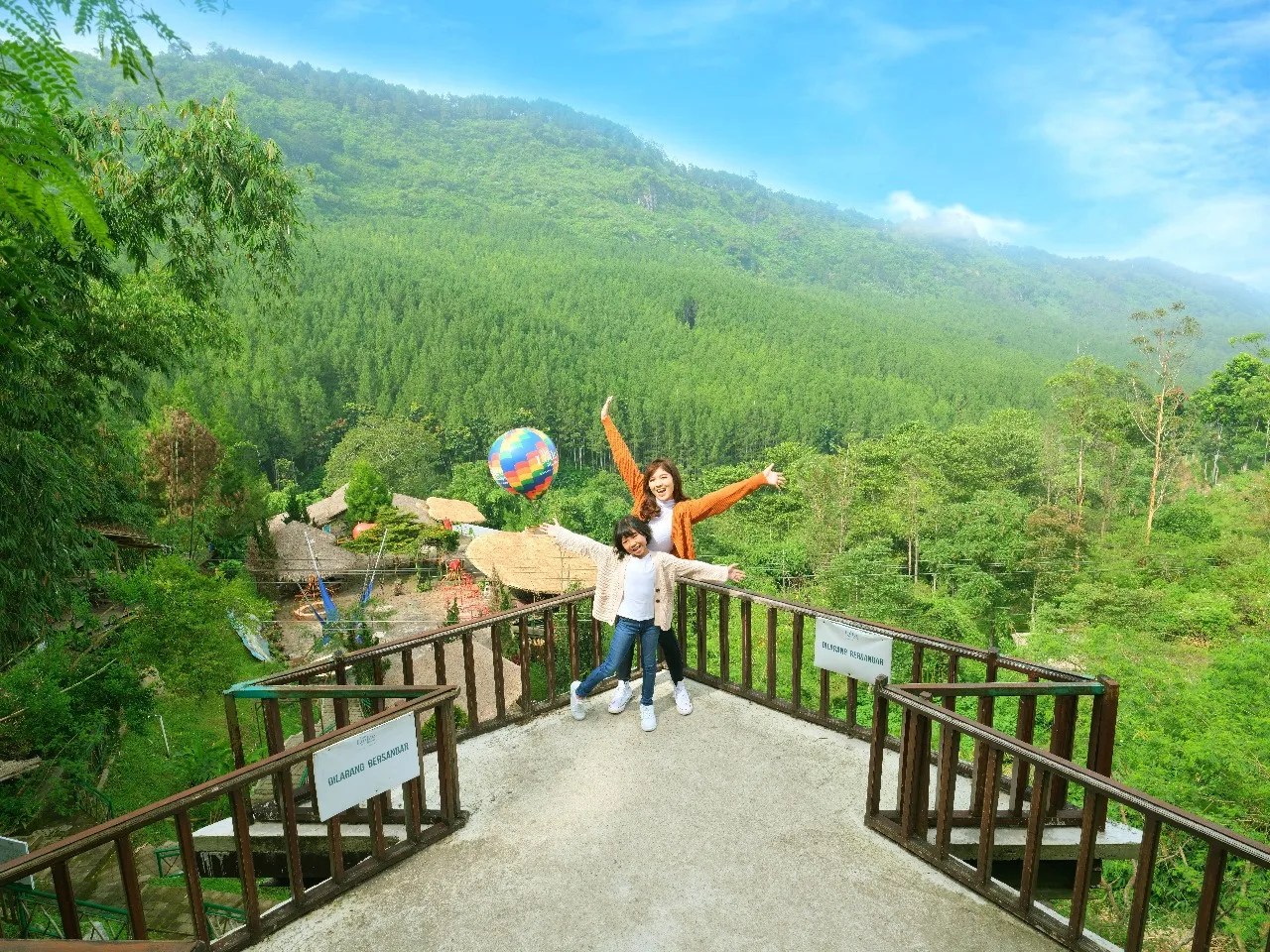 tempat romantis di bandung untuk bulan madu, dago dream park